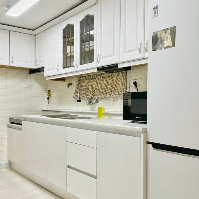 Kims House Open #Busan University Hospital #Jagalchimarket #Gukjemarket #Nampo #Metro3Min Eksteriør bilde
